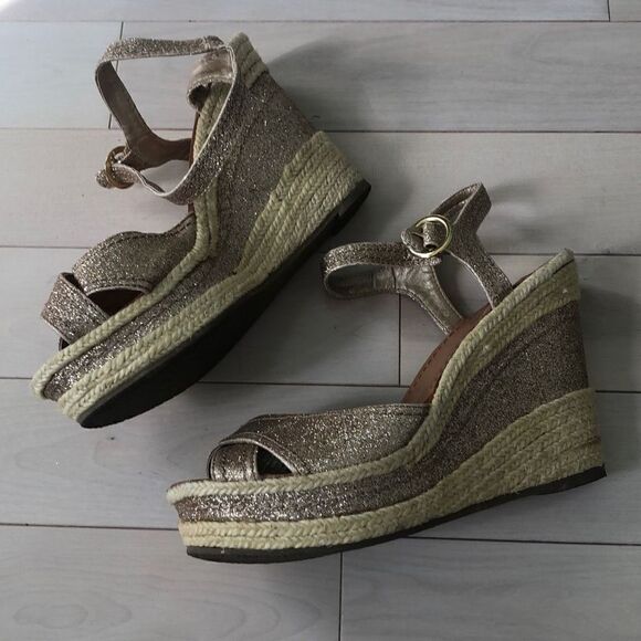 Nine West Women's Gold Sparkly Strappy Wedge Heels Size 9.5 - Picture 1 of 7